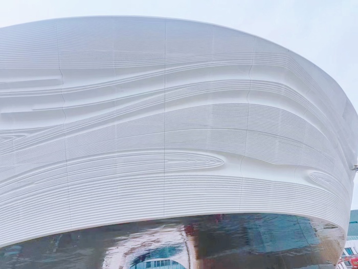 GRC幕墻廠：grc幕墻板和grc外墻掛板有區(qū)別嗎？