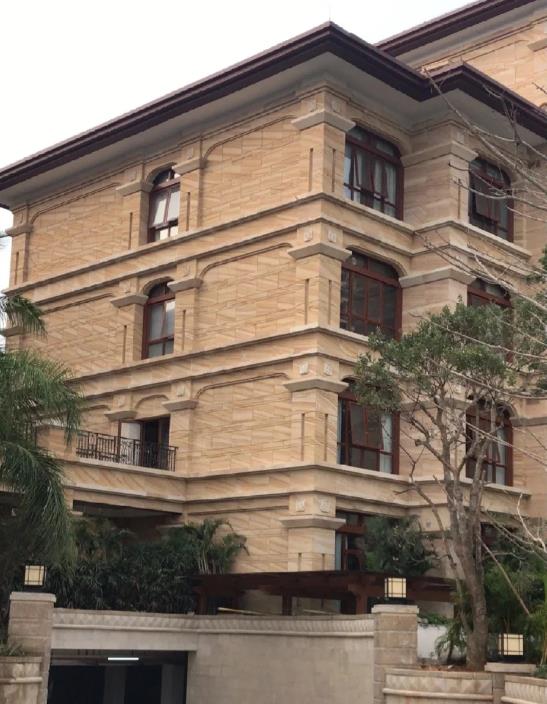 GRC仿砂巖掛板的價(jià)格是多少？永宏grc廠家來解答