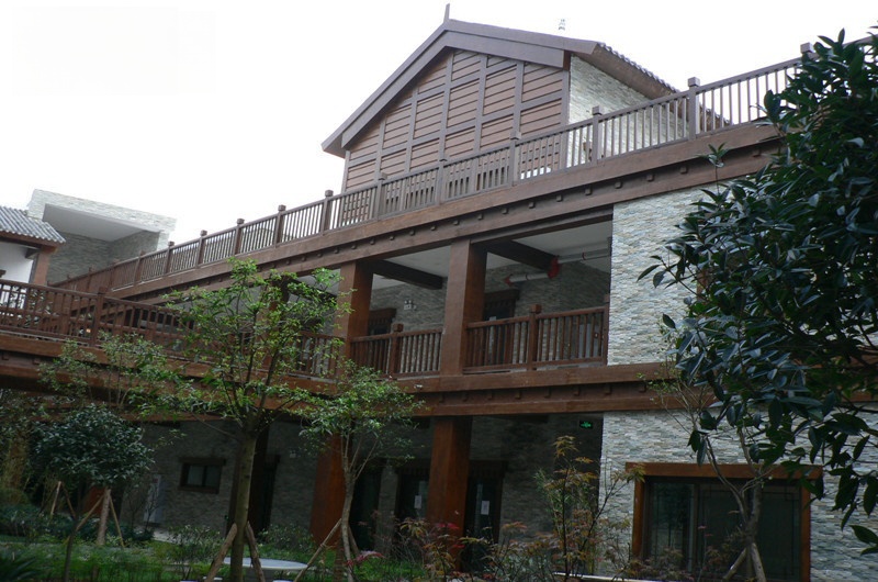 3北川商業(yè)街 GRC水泥仿木紋構(gòu)件